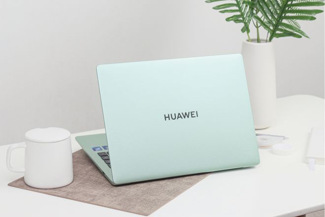 刻麻烦的事情交给华为智慧PC就好OG真人尽情重温这一年的高光时(图2)
