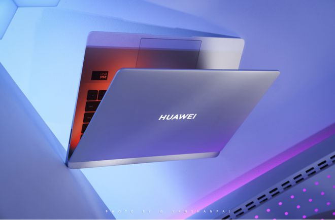 刻麻烦的事情交给华为智慧PC就好OG真人尽情重温这一年的高光时(图22)